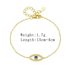 Detailed close-up of S925 sterling silver evil eye bracelet with size and weight info
