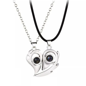 Magnetic sun and moon couple necklaces with 100 languages projection heart pendant