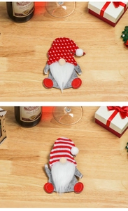 Detail von Weihnachts-Zwergen für Besteck mit gestreiften und Sternen-Strickmützen