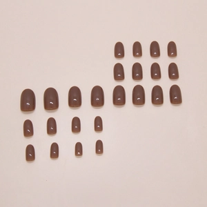Mocha coffee brown glossy press-on nails set with 24 pieces in various sizes
