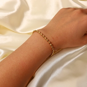 Elegant 18K gold plated titanium steel oval bead chain necklace with polished finish