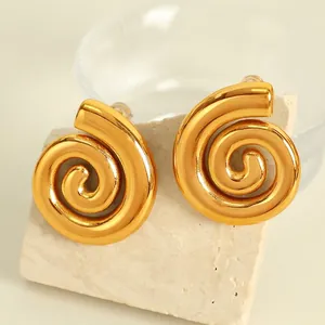 Boucles d'oreilles spirales en acier titane plaqué or 18K avec fermoirs en silicone