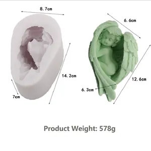 Detaillierte Maße der 3D-Engel-Silikonform und der fertigen schlafenden Baby-Kerzenstatuette
