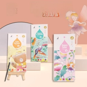 DIY Aquarell-Lesezeichen-Set mit Trockenblumen und Farbauftrag für kreative Kunstprojekte