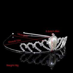 Detailed dimensions of bridal crown with 14cm diameter and teardrop pearl detail