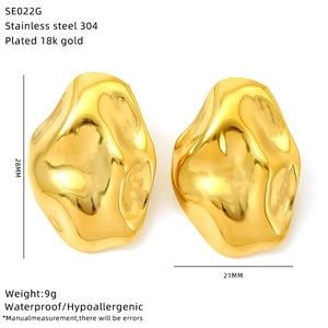 Spécifications détaillées des boucles d'oreilles en acier 304 plaqué or 18k au fini liquide