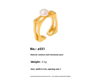 Macro view showing 0.7cm width and 4.5g weight of gold square hollow pearl ring