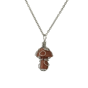 Collana con ciondolo a fungo in pietra d'oro marrone avvolto in filo d'argento fatta a mano