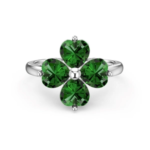 Vintage S925 silver ring with four-leaf clover design and green heart-shaped zircon
