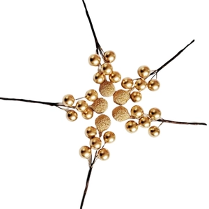 Vue détaillée de baies dorées de 10mm pour décorations de Noël et compositions florales