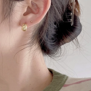 Minimalist 925 sterling silver gold-plated hoop earrings with beaded texture for women
