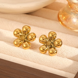 Blumen Ohrstecker Und Anhänger Halskette Edelstahl 18K Vergoldet Pummelig Floral Nischenschmuck Für Damen