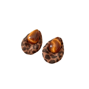 Vintage teardrop leopard print resin earrings with amber stone detail for women