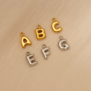 Polished 18K gold and silver plated 26 bubble letter pendants for DIY jewelry making