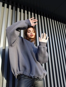 Oversized dark gray hoodie with drop shoulders and a stylish hood for a modern boyfriend look