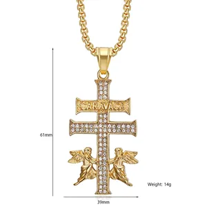 Pendentif croix Caravaca hip hop plaqué or avec cristaux blancs et motifs d'anges