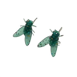 Orecchini a forma di mosca in resina verde con glitter e dettagli realistici di insetti