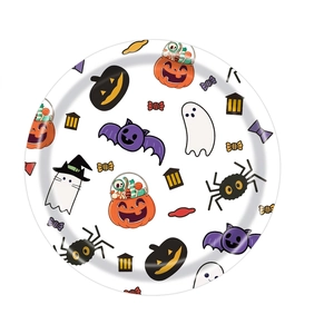 7-inch round paper plate featuring cartoon ghosts and pumpkin patterns for Halloween