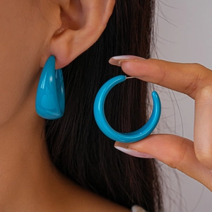 Acrylic C-Shaped Hoop Earrings Retro Geometric Round Smooth Jewelry With Silver Earring Post For Women Unique Vintage Style