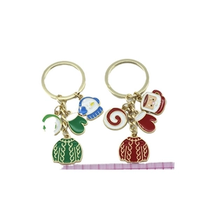 Lot de porte-clés de Noël avec pendentifs gants d'hiver et pulls mignons en émail
