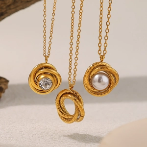 Vintage Twisted Circle Pendant Necklace Stainless Steel 18K Gold Plated With Artificial Pearl And Crystal Elegant For Women
