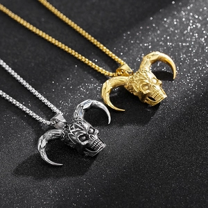 Hip hop style skull with horns pendant necklace in gold and silver finish for men