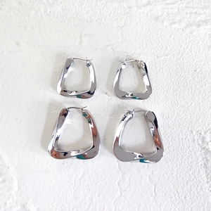 Minimalist silver irregular triangular geometric earrings in large and small sizes