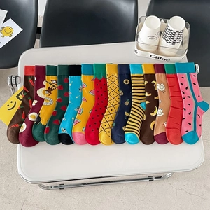 Cotton Cartoon Fruit Animal Jacquard Crew Socks For Men Women Couple Casual Novelty Strawberry Pineapple Watermelon Socks