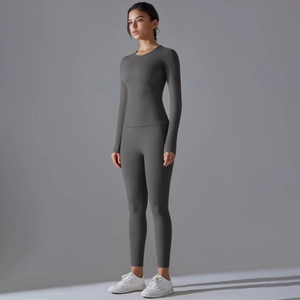 Ensemble de yoga brossé gris anthracite pour femme avec haut à manches longues et legging taille haute