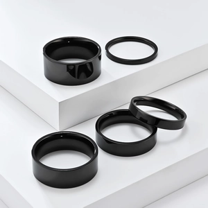 Minimalistische Roestvrijstalen Eenvoudige Band Ring Voor Mannen Vrouwen Gepolijst Titanium Staal Unisex Stijl Sieraden