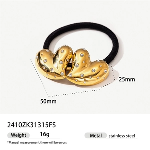 Detail of a gold heart ponytail holder with rhinestones and precise dimensions
