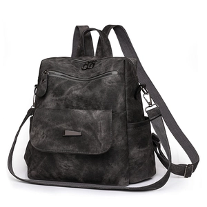 Retro Rucksack aus gewaschenem weichem Leder mit mehreren Fächern und viel Stauraum