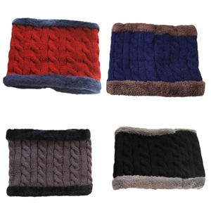 Detailed view of knitted neck warmers with fleece lining in red, blue, grey and black
