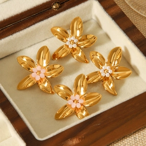 18k gold plated stainless steel five-petal flower stud earrings with pearl bead center