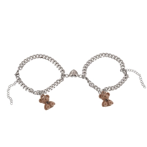 Braccialetti magnetici di coppia con orsetti floccati marroni e catene d'argento a cuore