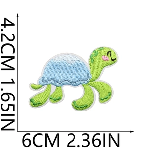 Detailed view of green turtle embroidery patch with precise dimensions 4.2cm x 6cm
