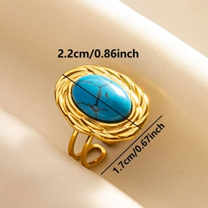 Detailed size view of retro gold ring featuring turquoise stone and dimensions 2.2cm x 1.7cm
