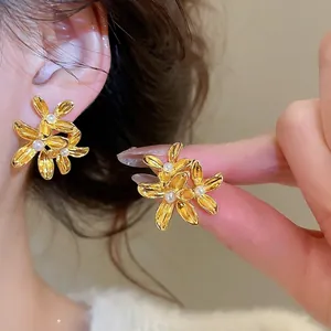 Flower Artificial Pearl Stud Earrings With Silver Earring Post French Vintage Elegant Gold Plated Copper Jewelry For Women