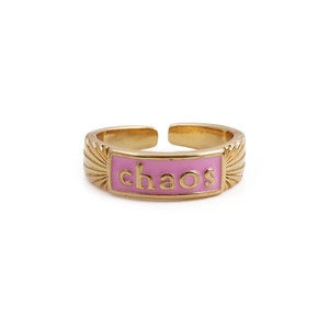 Anello d'oro minimalista con smalto rosa lettera chaos e fascia regolabile aperta