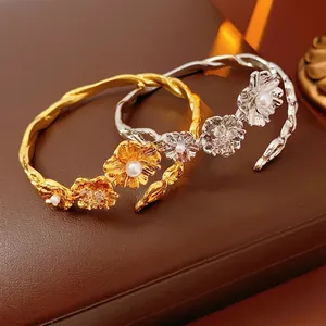 Vintage Flower Cuff Bracelet Copper With Zircon And Imitation Artificial Pearl French Retro Luxury Jewelry For Women Open Bangle