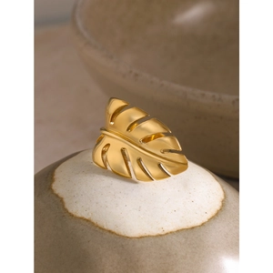 18k gold plated stainless steel open ring with a hollow Monstera leaf design