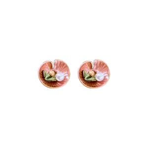Vintage floral pearl stud earrings with pink enamel lotus leaf design and silver needles