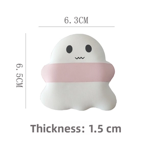 Ghost-shaped makeup sponge detail with soft mesh texture and 1.5cm thickness detail