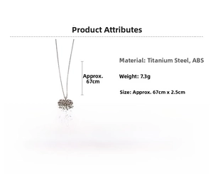 Vue détaillée du collier pendentif coeur avec dimensions 67cm et poids de 7,3g