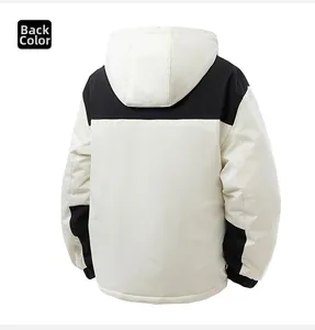 Rückansicht der Outdoor-Jacke mit Kapuze und Schwarz-Weiß-Farbblock-Design