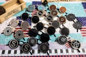 Detailed grid showing various steampunk flip-up sunglasses with diverse metallic frames
