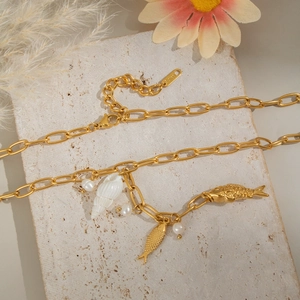 Elegant gold stainless steel necklace with shell fish and pearl pendants for beach wear
