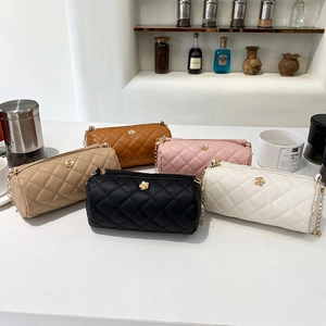 Women Quilted Cylinder Crossbody Bag With Flower Decor Chain Strap Small PU Leather Shoulder Bag For Daily Fashion