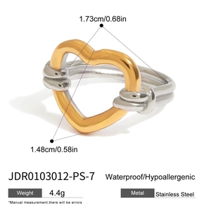 Detail of 4.4g stainless steel ring with gold and silver heart link and knotted structure