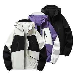 Outdoor hooded softshell windbreaker jackets for men and couples in three colors